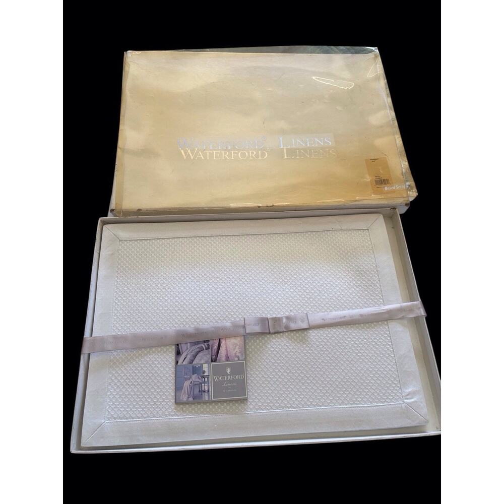New in Box -4 Waterford Placemats Crosshaven White Satin Basketweave